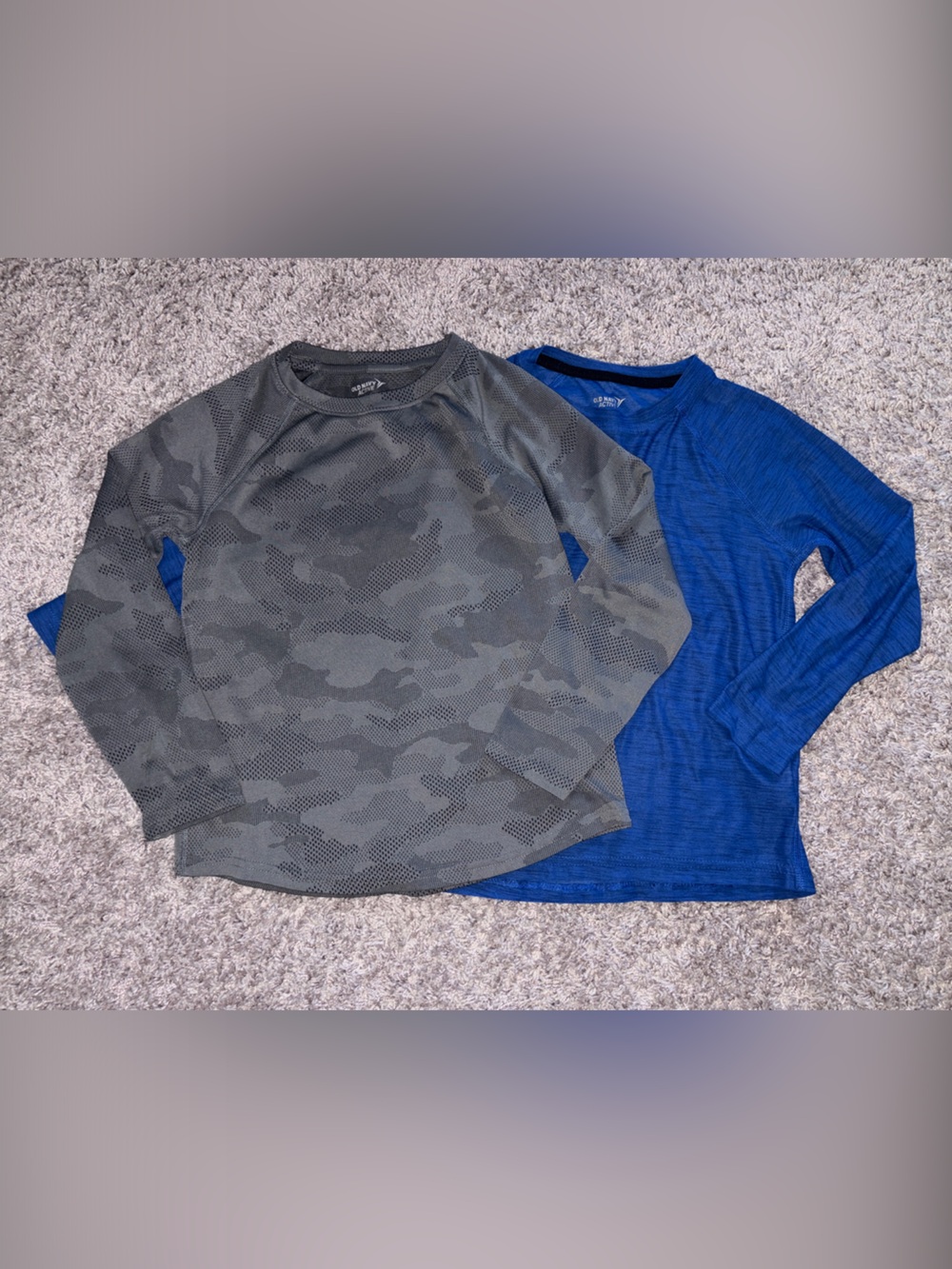Old Navy Boys Long Sleeve Tees - Gray Camo & Royal Blue 6-7 small